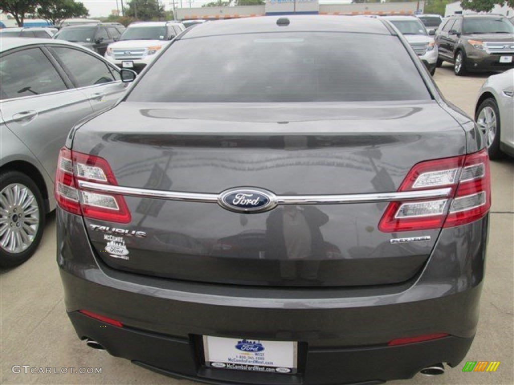 2015 Taurus SE - Magnetic Metallic / Dune photo #4