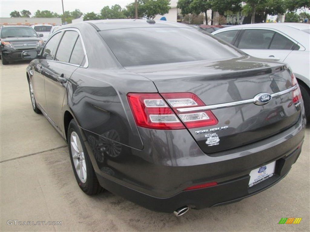 2015 Taurus SE - Magnetic Metallic / Dune photo #5