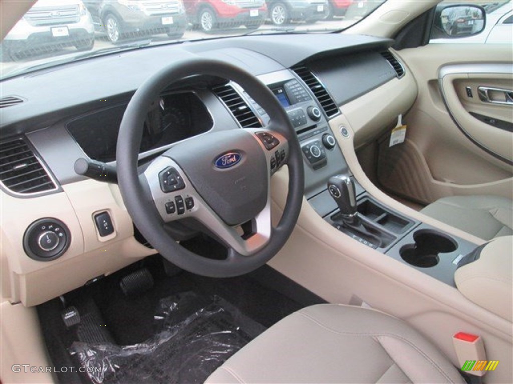 2015 Taurus SE - Magnetic Metallic / Dune photo #11