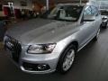 2015 Florett Silver Metallic Audi Q5 2.0 TFSI Premium Plus quattro  photo #3