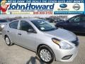 Brilliant Silver - Versa 1.6 S Sedan Photo No. 1