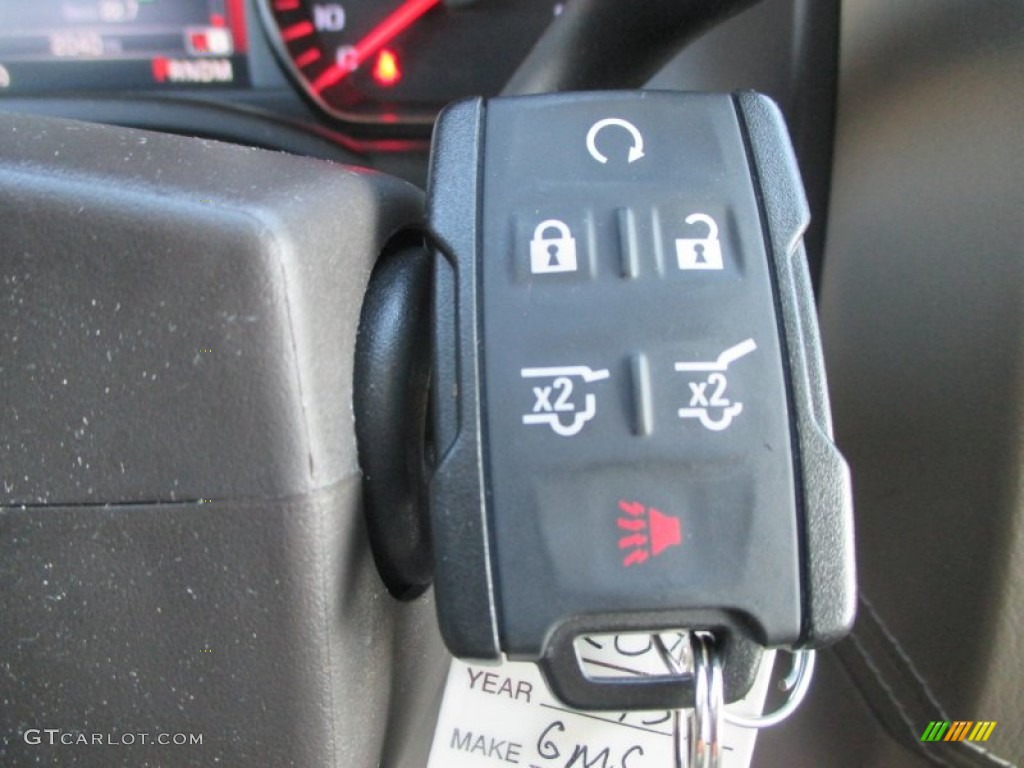 2015 GMC Yukon XL SLE 4WD Keys Photos