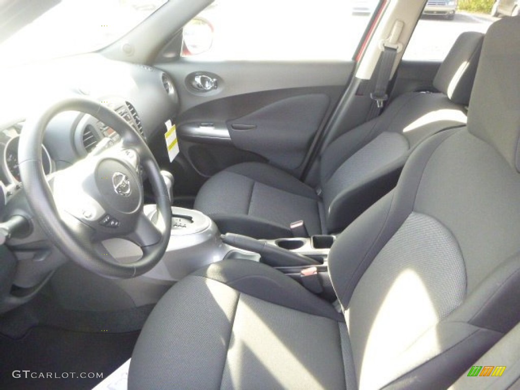 2014 Juke S AWD - Red Alert / Black/Red photo #16