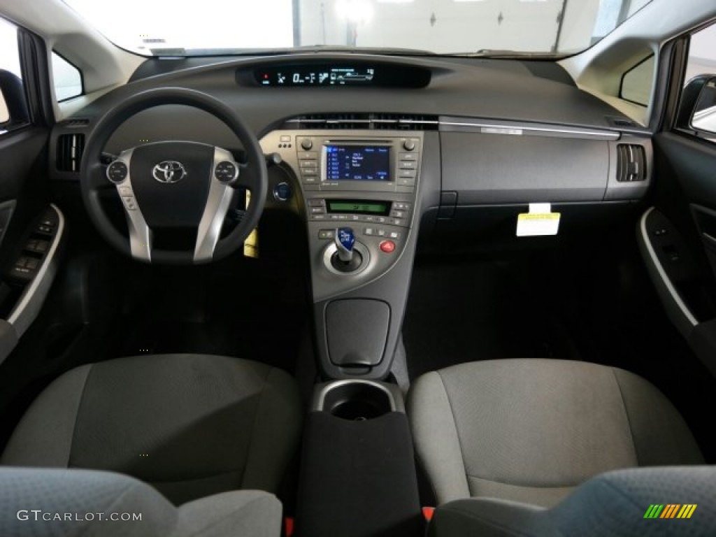 2015 Prius Three Hybrid - Sea Glass Pearl / Dark Gray photo #11