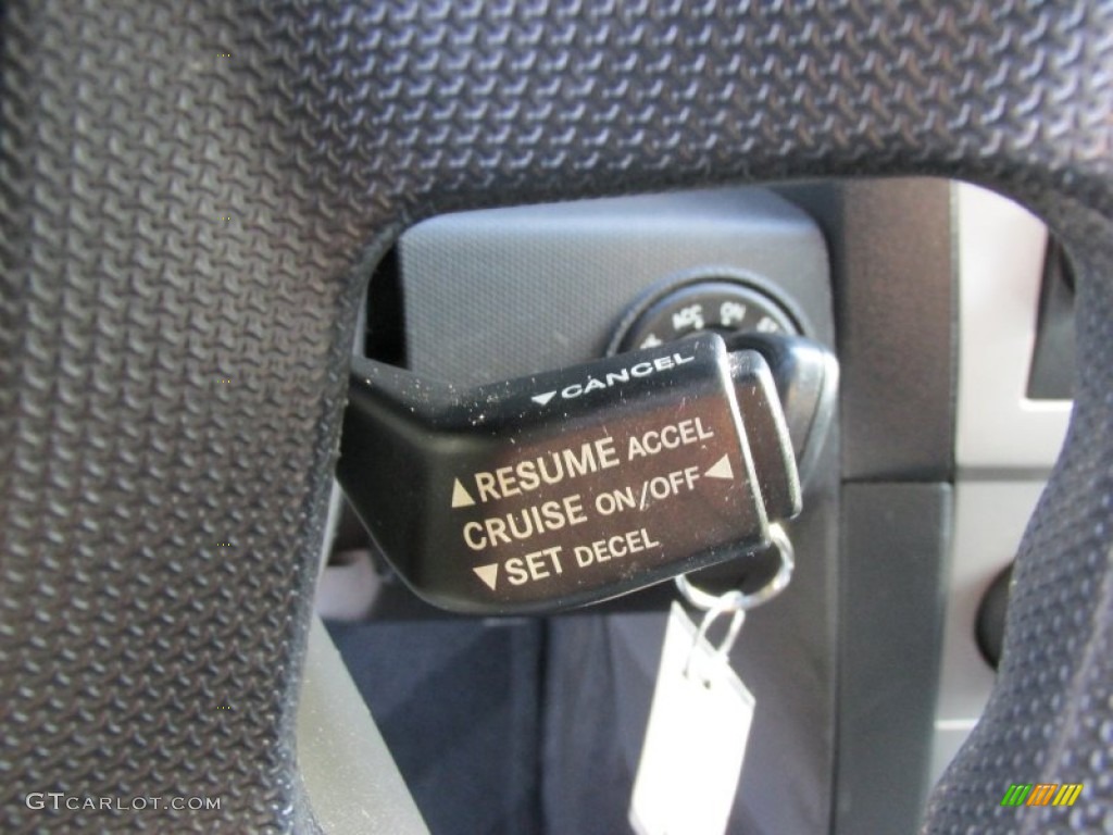 2010 Avenger SXT - Silver Steel Metallic / Dark Slate Gray photo #32