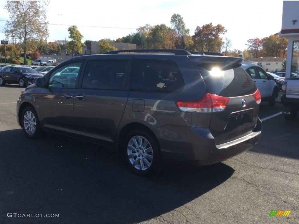 2012 Sienna XLE AWD - Predawn Gray Mica / Light Gray photo #6