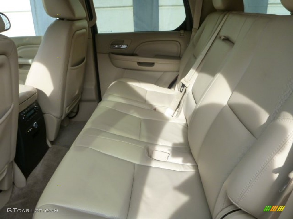 2013 Escalade Luxury AWD - Crystal Red Tintcoat / Cashmere/Cocoa photo #5