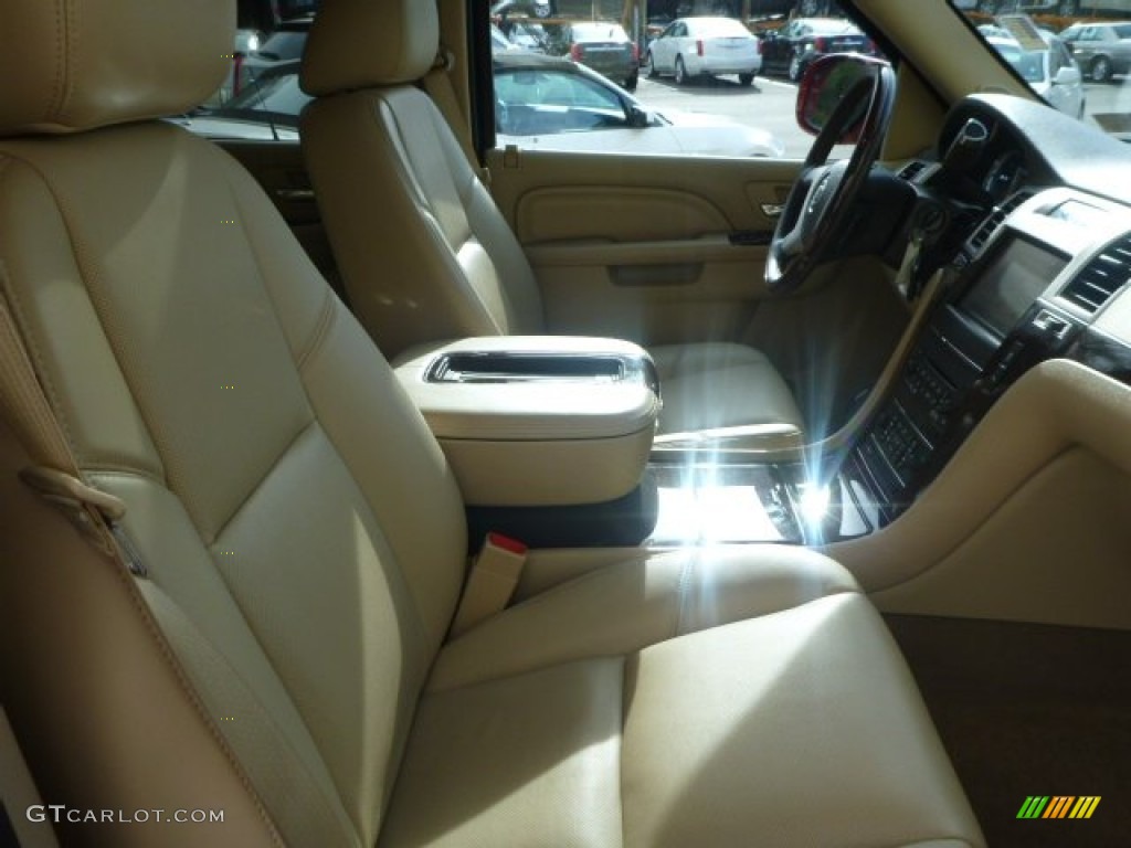 2013 Escalade Luxury AWD - Crystal Red Tintcoat / Cashmere/Cocoa photo #17