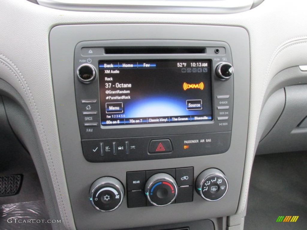 2015 Chevrolet Traverse LS AWD Controls Photo #98855013