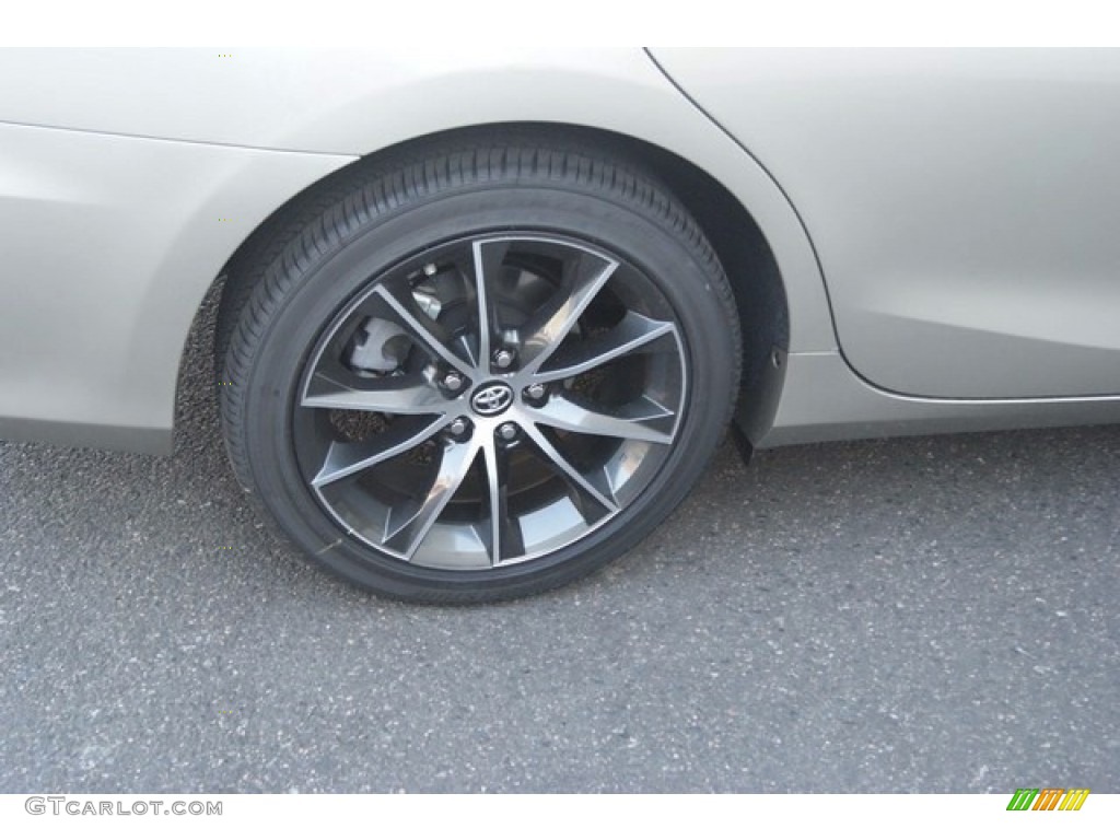 2015 Toyota Camry XSE V6 Wheel Photo #98860577
