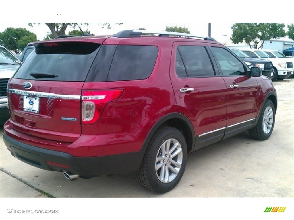 2015 Explorer XLT - Ruby Red / Medium Light Stone photo #6