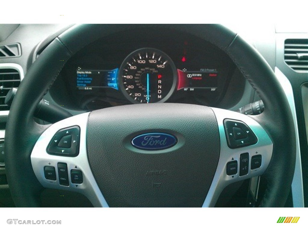 2015 Explorer XLT - Ruby Red / Medium Light Stone photo #28