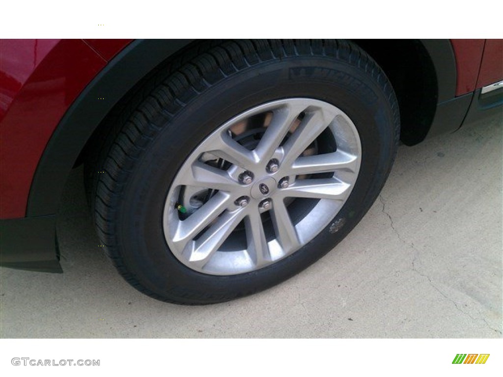 2015 Explorer XLT - Ruby Red / Medium Light Stone photo #39