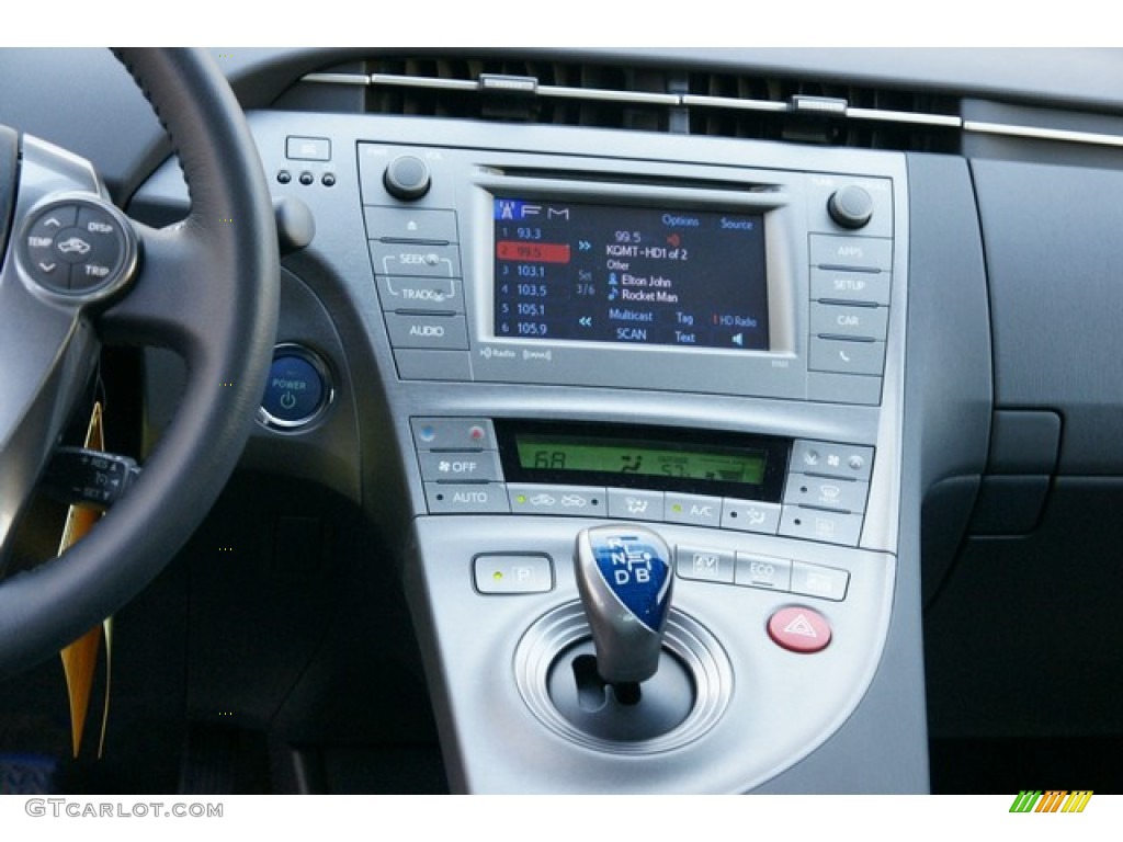 2015 Toyota Prius Persona Series Hybrid Controls Photo #98864397