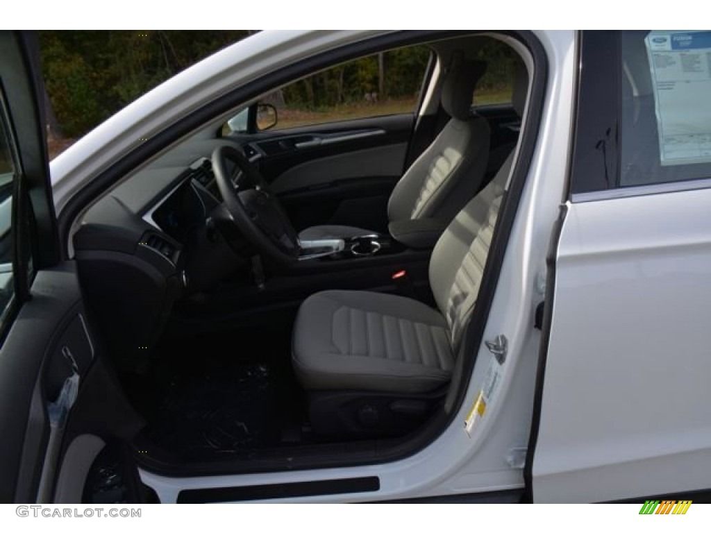 2015 Fusion S - Oxford White / Earth Gray photo #16