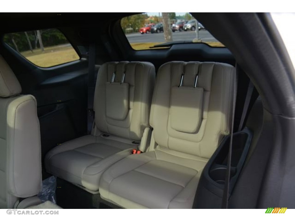 2015 Explorer Limited - White Platinum / Medium Light Stone photo #15