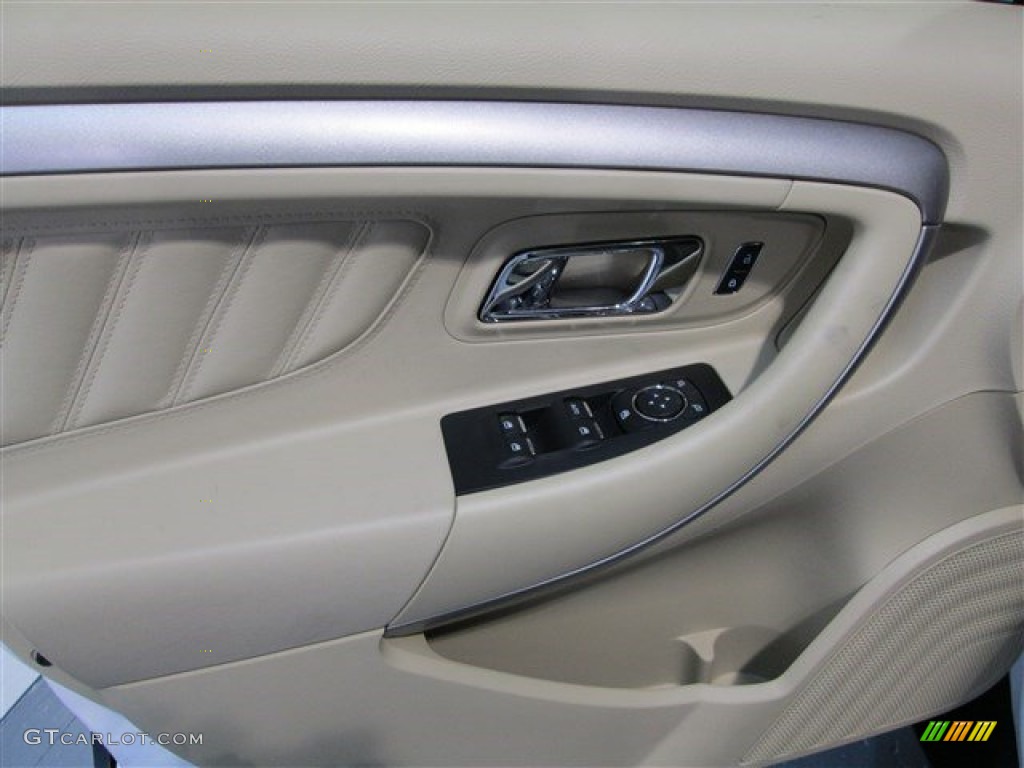 2015 Taurus SE - Oxford White / Dune photo #13