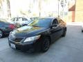 Black - Camry LE Photo No. 5