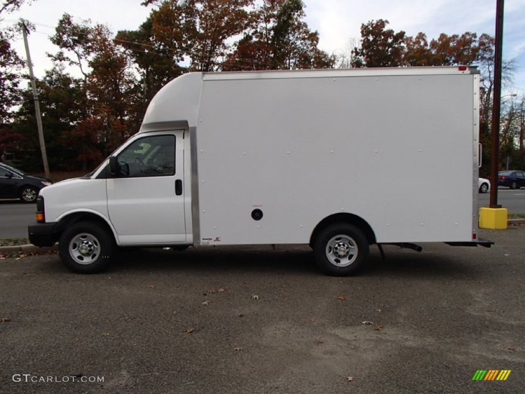 Summit White 2015 Chevrolet Express Cutaway 3500 Moving Van Exterior Photo #98881469
