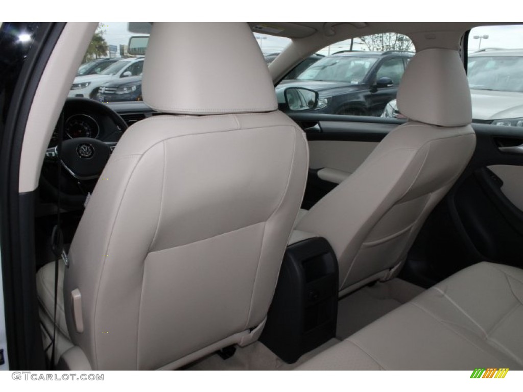 2015 Jetta SE Sedan - Pure White / Cornsilk Beige photo #27