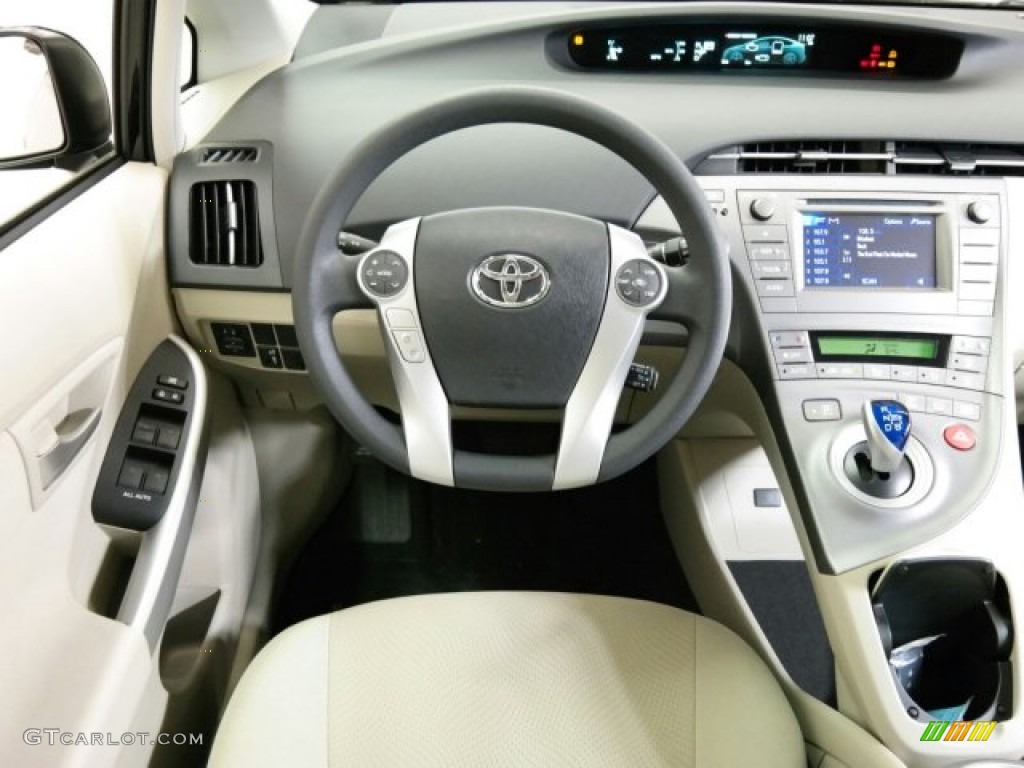 2015 Prius Two Hybrid - Black / Bisque photo #13