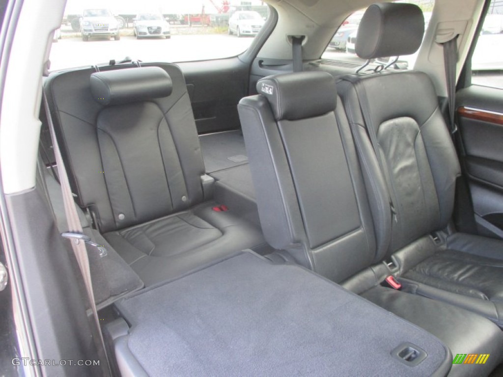 2007 Audi Q7 3.6 Premium quattro Rear Seat Photos