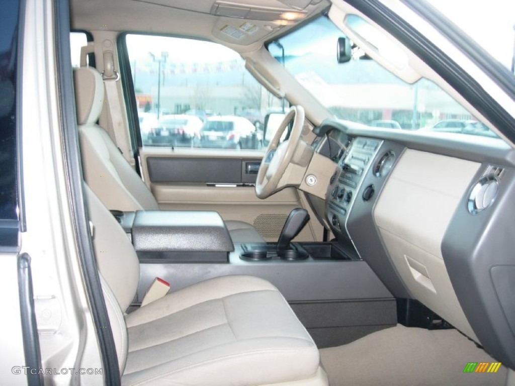 2008 Expedition EL XLT 4x4 - Pueblo Gold Metallic / Camel photo #12