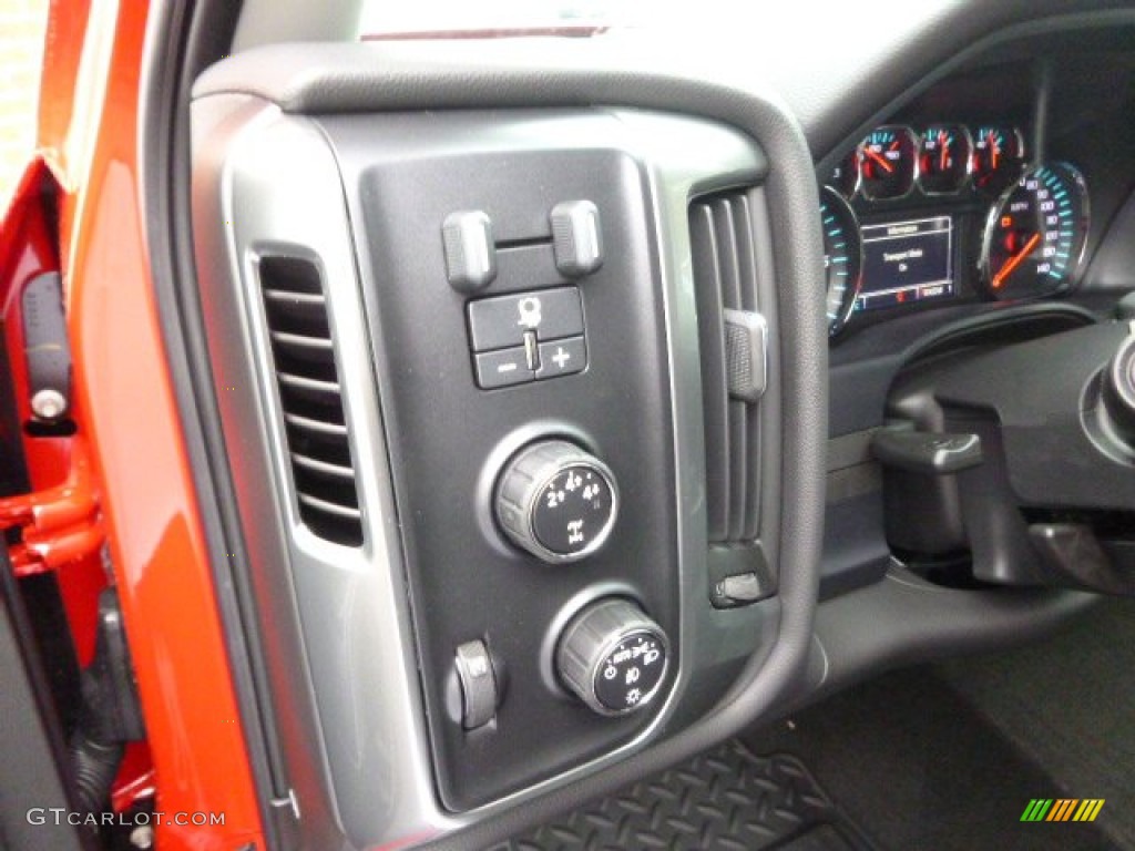 2015 Chevrolet Silverado 3500HD LT Crew Cab 4x4 Controls Photo #98907439