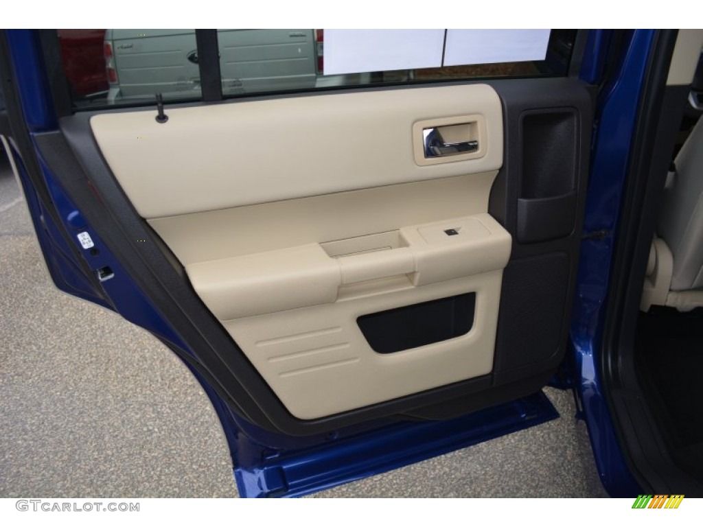 2013 Flex SE - Deep Impact Blue Metallic / Dune photo #11