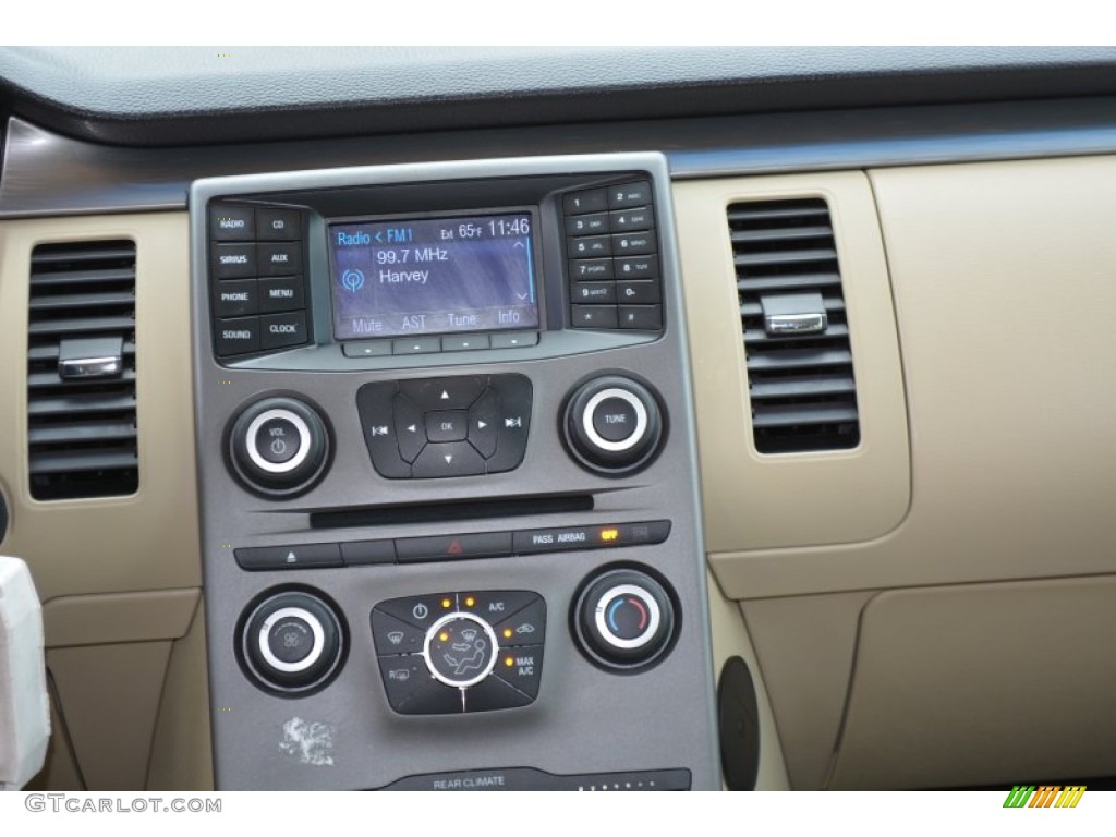 2013 Flex SE - Deep Impact Blue Metallic / Dune photo #15