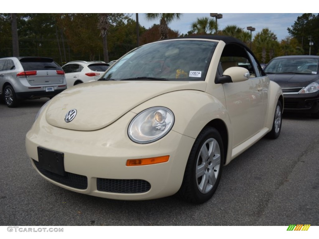 2007 New Beetle 2.5 Convertible - Harvest Moon Beige / Cream photo #7