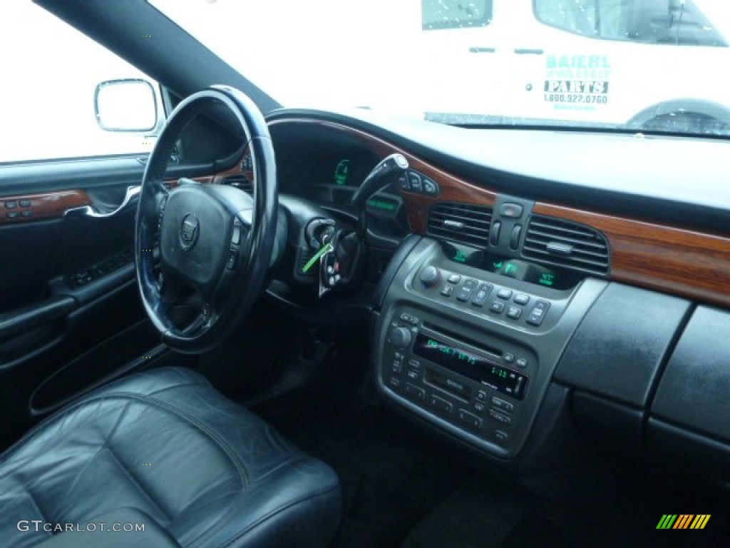 2003 DeVille Sedan - Sterling Silver / Midnight Blue photo #4