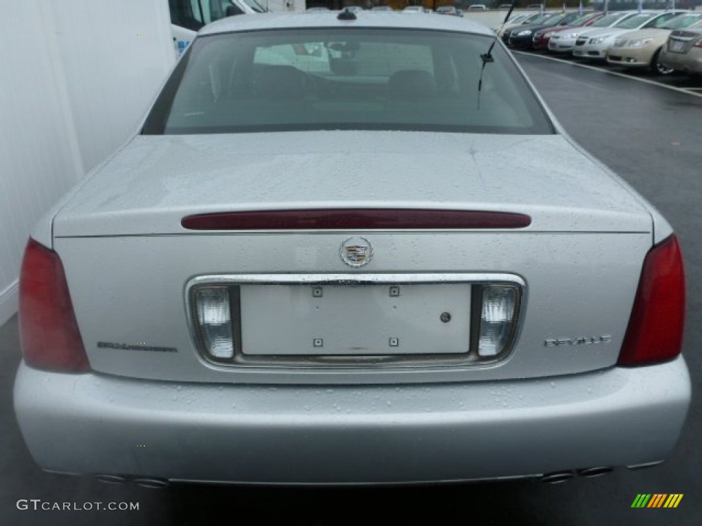 2003 DeVille Sedan - Sterling Silver / Midnight Blue photo #8