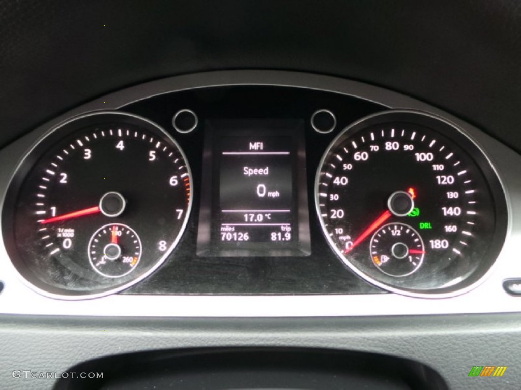 2010 Volkswagen CC Sport Gauges Photo #98920825