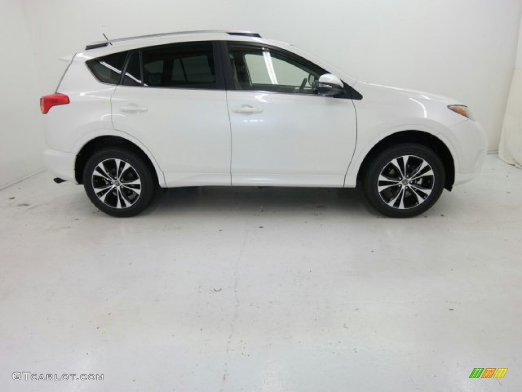 Super White Toyota RAV4