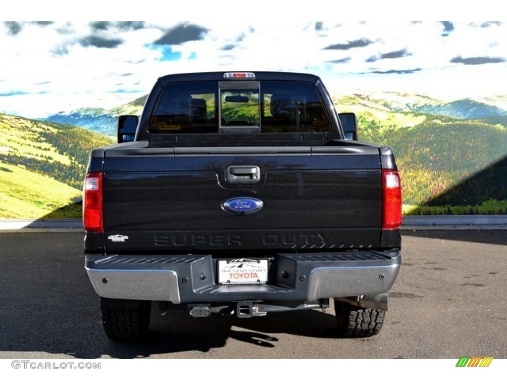 2015 F250 Super Duty Lariat Super Cab 4x4 - Tuxedo Black / Black photo #8