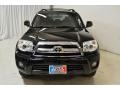 Black - 4Runner SR5 Photo No. 4