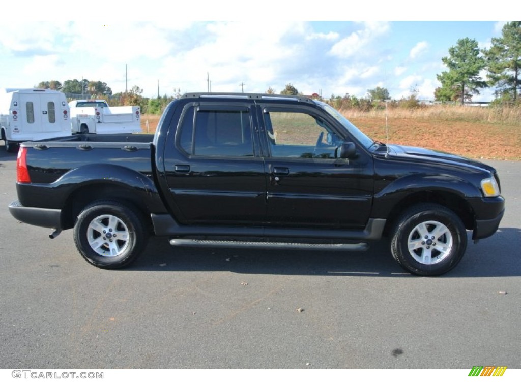 2005 Explorer Sport Trac XLT 4x4 - Black Clearcoat / Medium Dark Flint photo #6