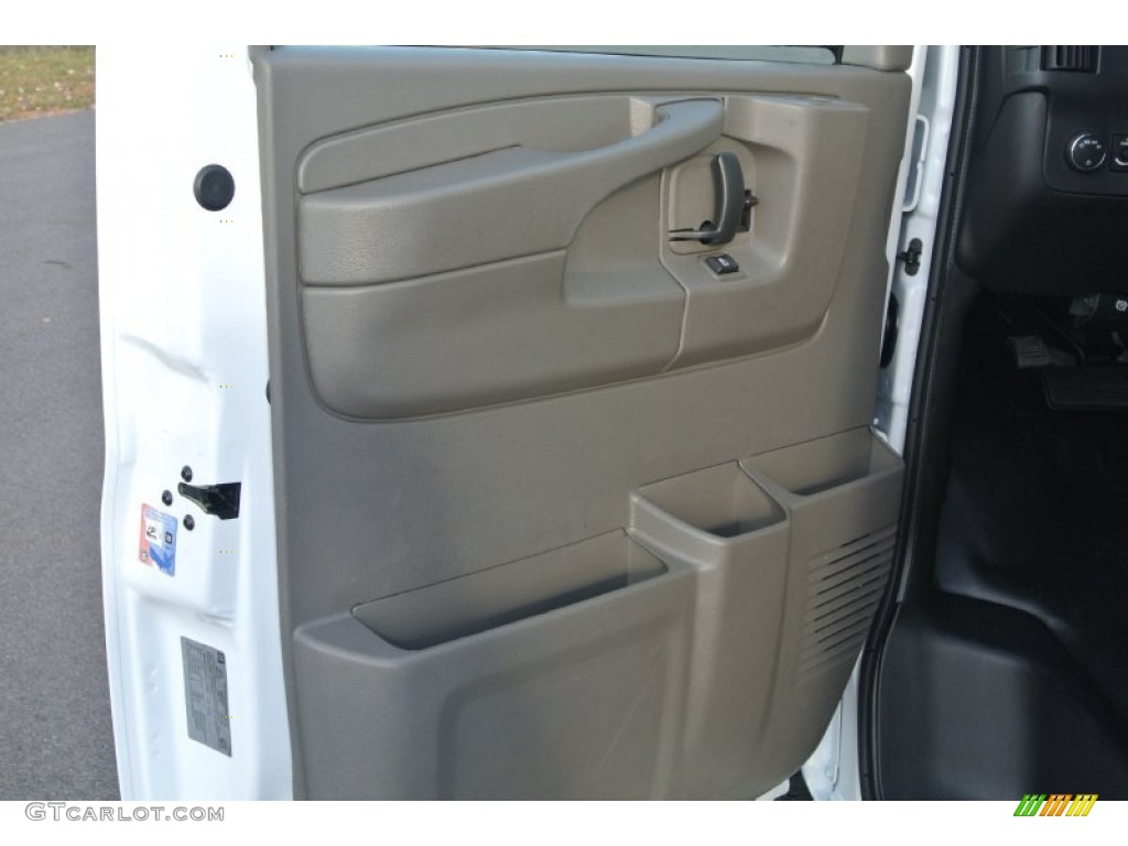 2015 Chevrolet Express 2500 Cargo Extended WT Medium Pewter Door Panel Photo #98927581