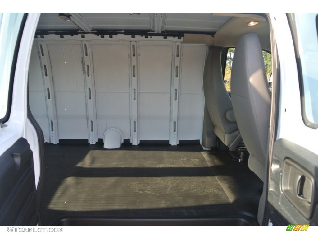 2015 Chevrolet Express 2500 Cargo Extended WT Trunk Photos