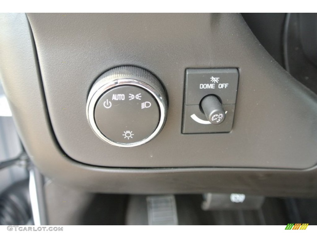 2015 Chevrolet Express Cutaway 3500 Utility Van Controls Photos