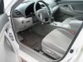 Super White - Camry SE Photo No. 5