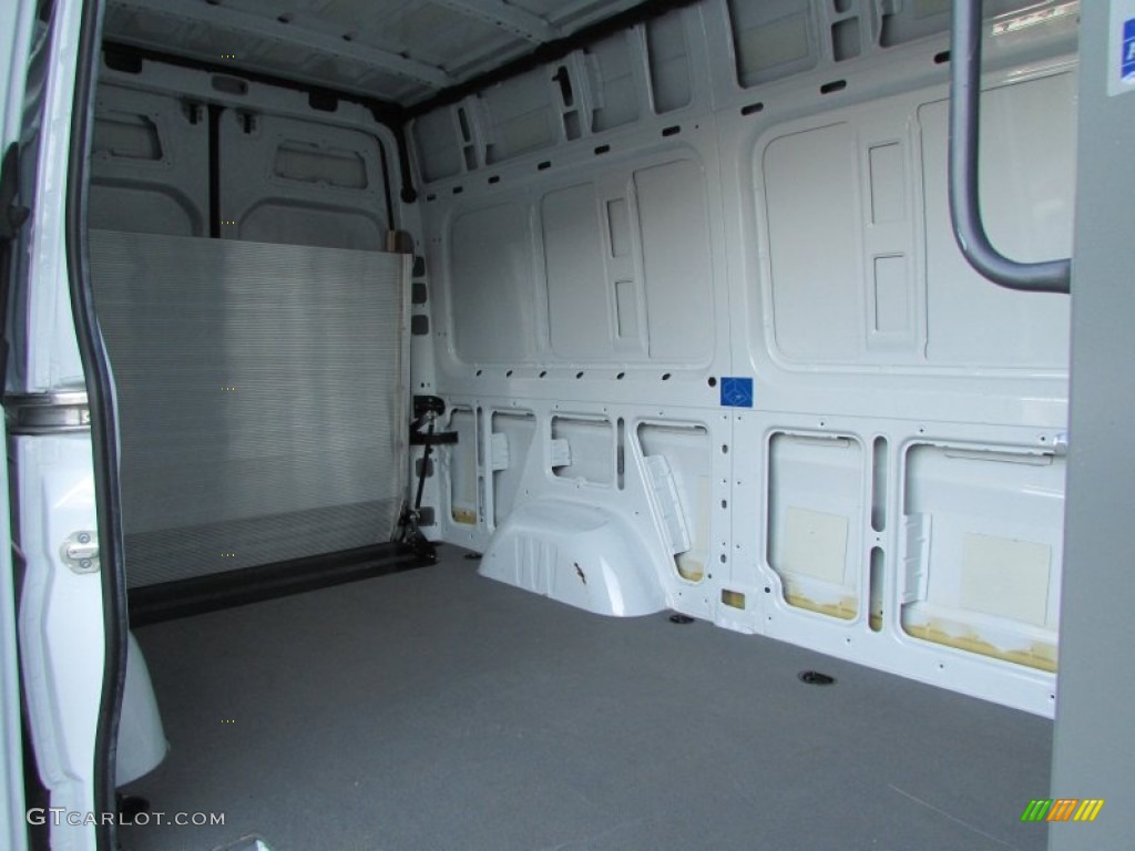 2013 Sprinter 2500 Cargo Van - Arctic White / Lima Black Fabric photo #13