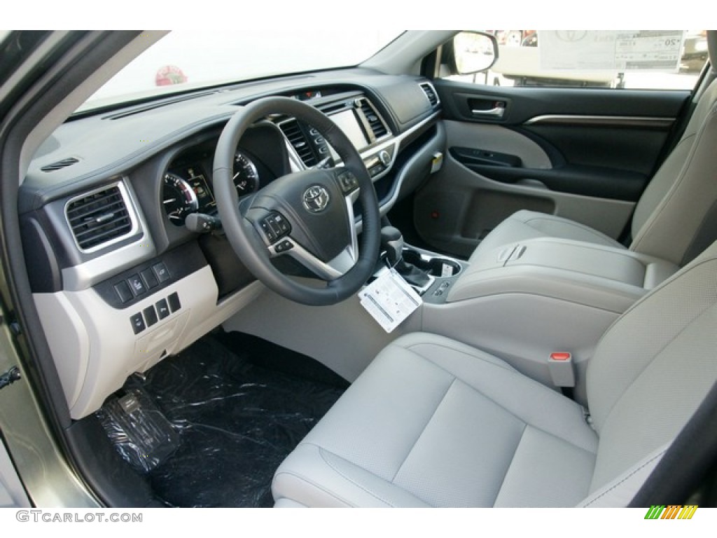 Ash Interior 2015 Toyota Highlander Limited AWD Photo #98940190