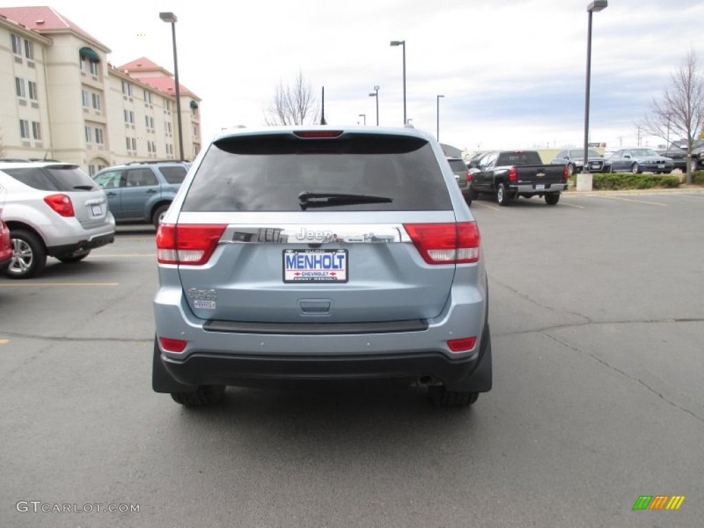 2012 Grand Cherokee Laredo 4x4 - Winter Chill / Dark Graystone/Medium Graystone photo #9