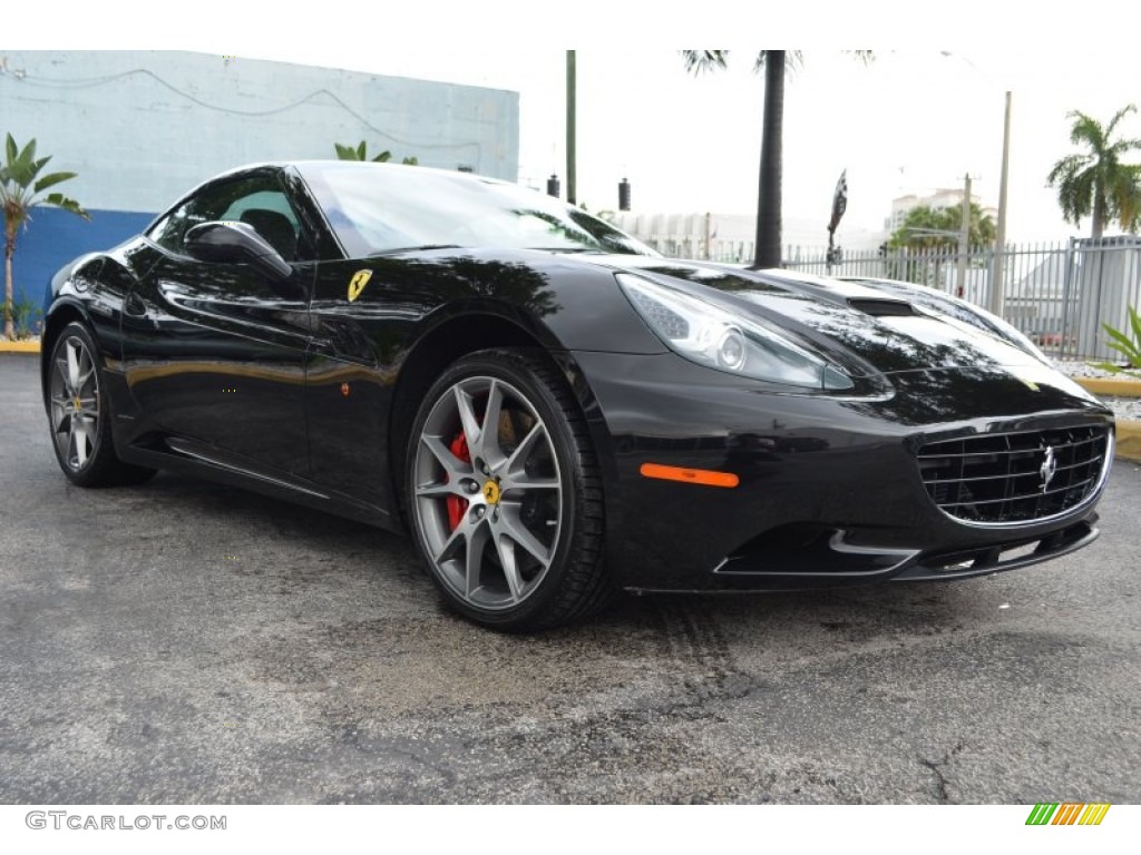 Nero 2012 Ferrari California Standard California Model Exterior Photo #98944157