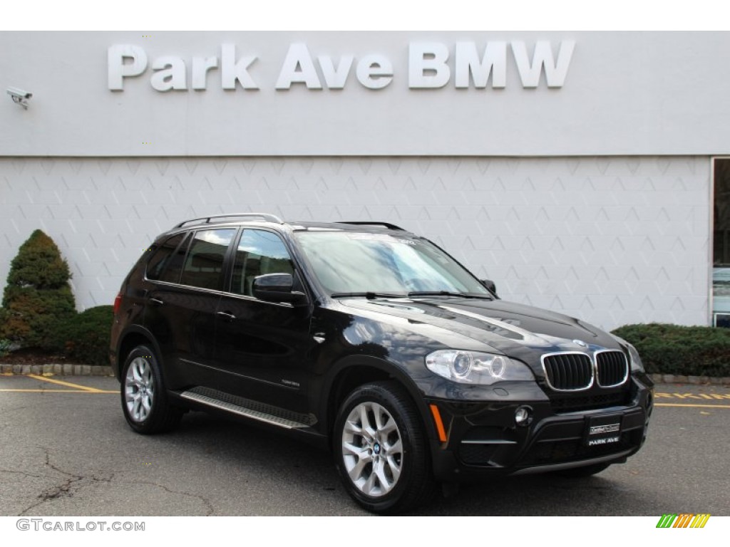 Black Sapphire Metallic BMW X5