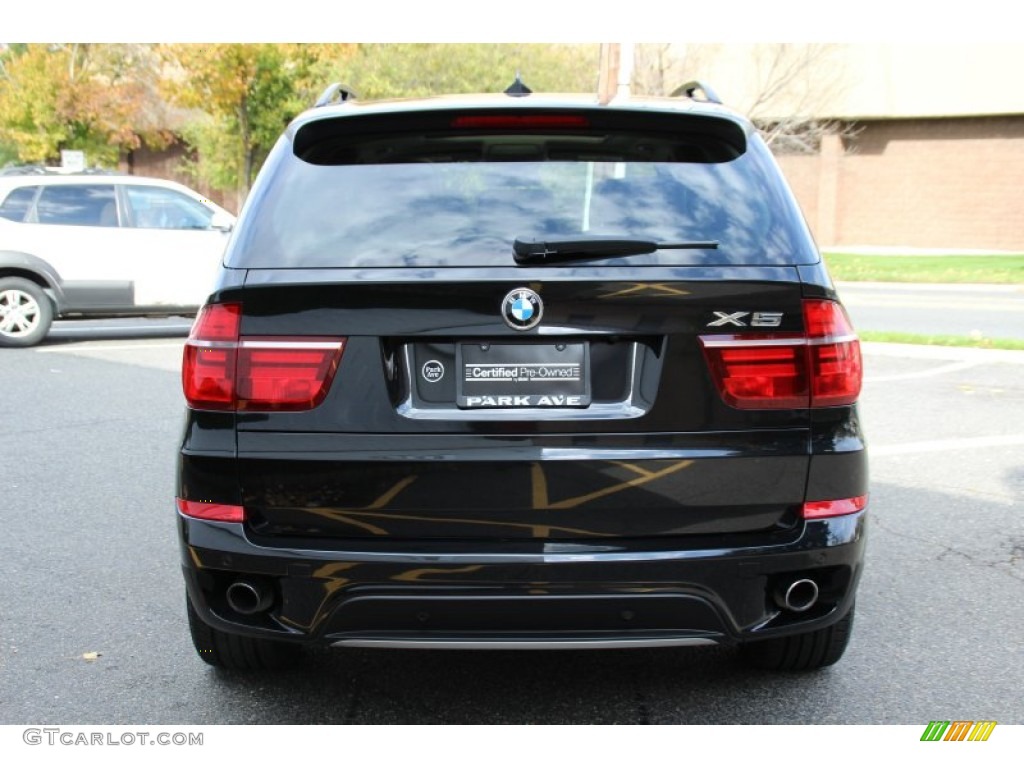 2012 X5 xDrive35i Premium - Black Sapphire Metallic / Oyster photo #4