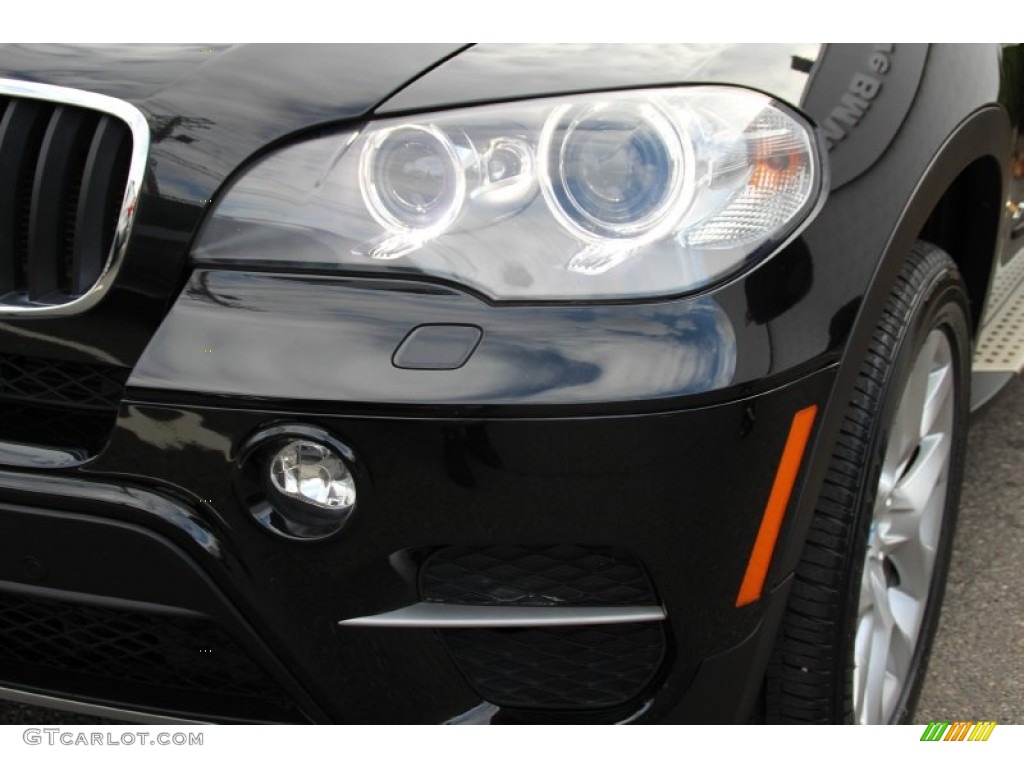 2012 X5 xDrive35i Premium - Black Sapphire Metallic / Oyster photo #34