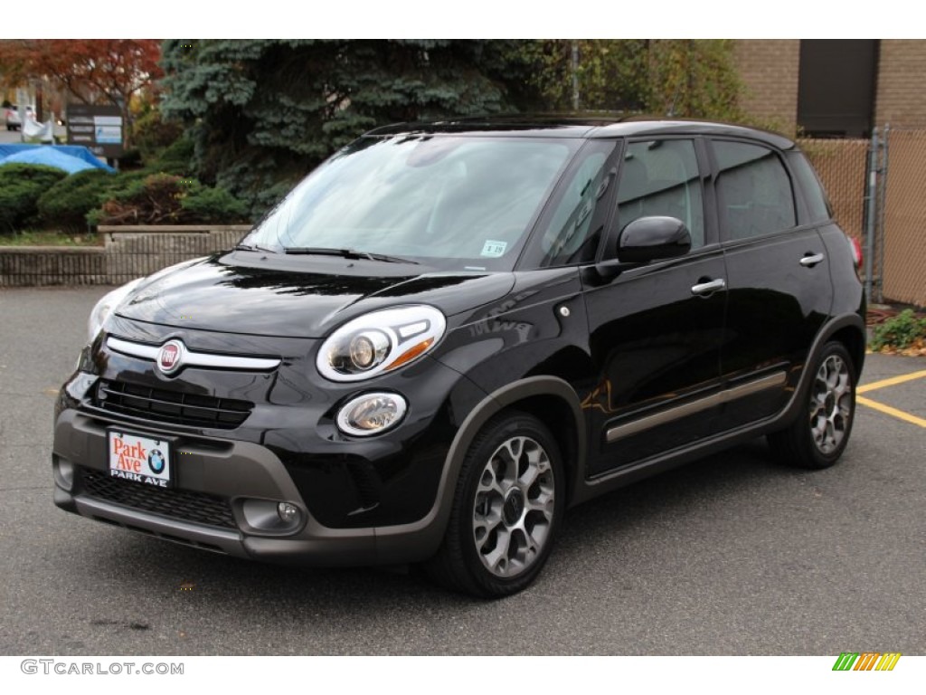 2014 500L Trekking - Nero (Black) / Black/Marrone (Black/Brown) photo #7